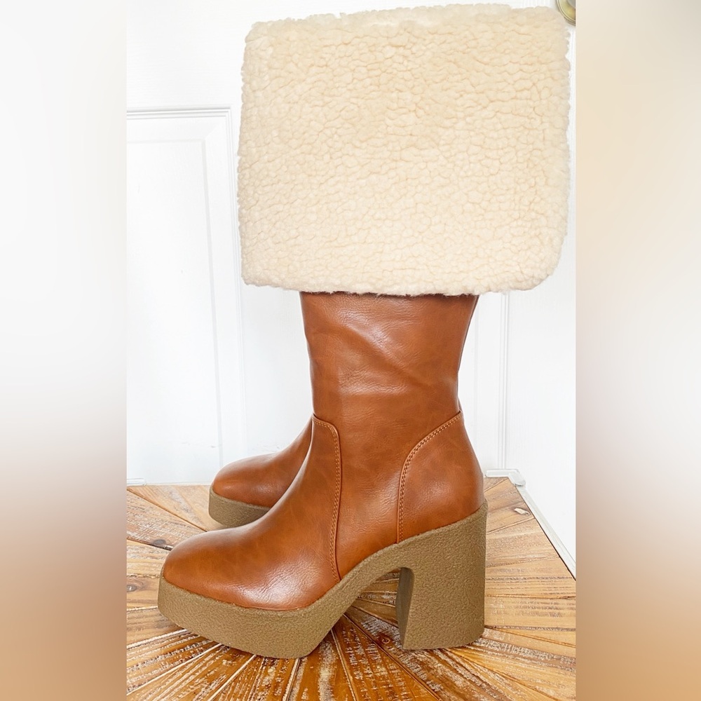 NIB JustFab Brown Faux Leather Platform / Heeled Boots